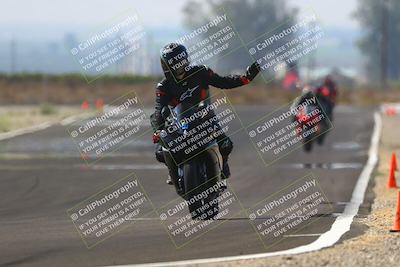 media/Sep-20-2025-TrackDaz (Sat) [[27f0cde673]]/B Group/220pm (Turn 9)/